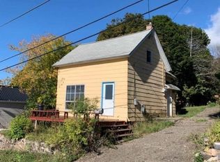 715 Ryan St, Hancock, MI 49930