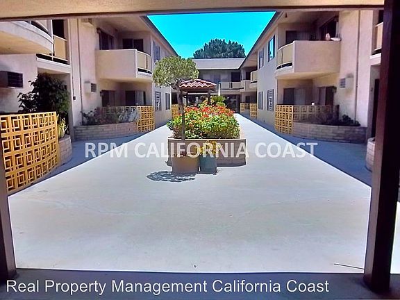 3rd image of 540 Evergreen St APT 21
