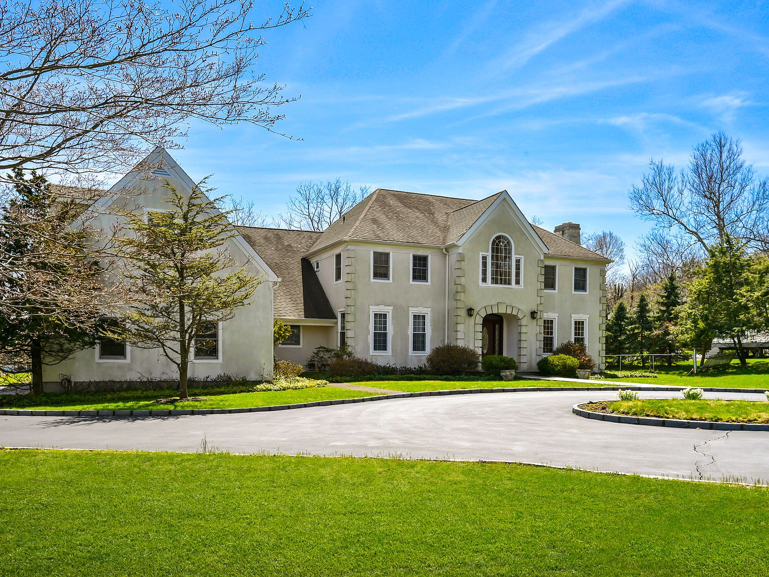 6 Halsey Pl, Valhalla, NY 10595 Zillow