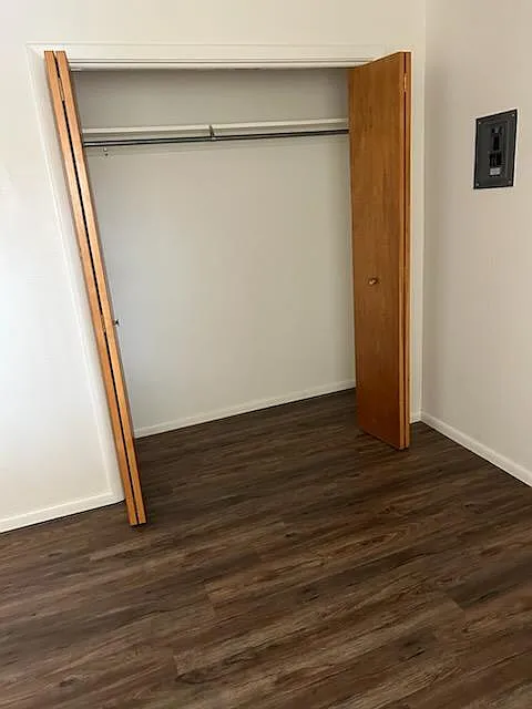 1 bed, 950 sqft, $1,050 — Photo 3