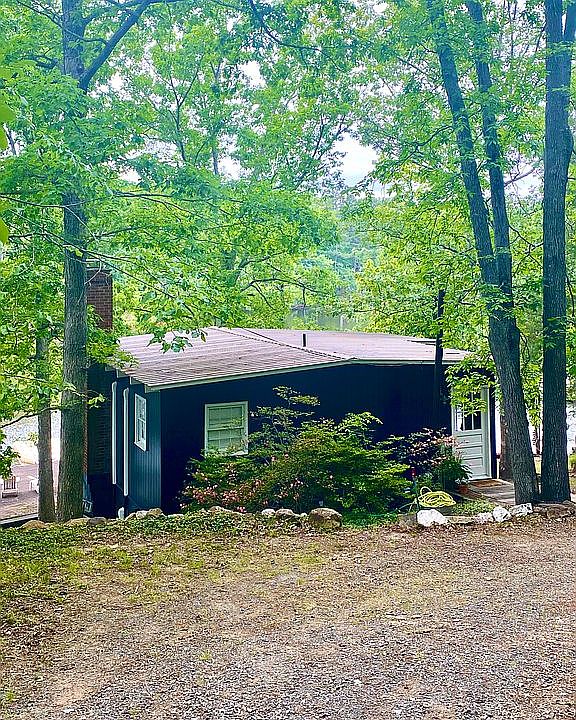 2nd image of 471 Betty Craven Dr