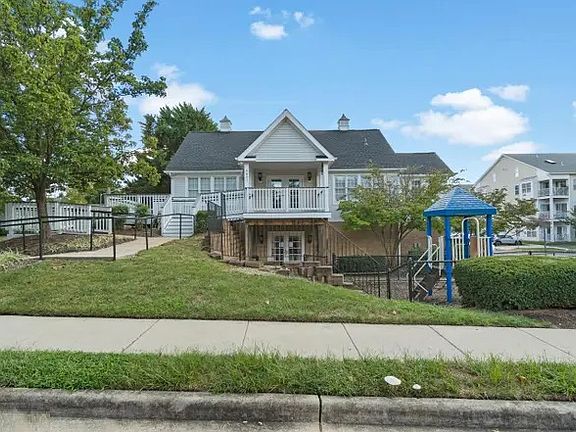 5th image of 5908 Founders Hill Dr Unit 301