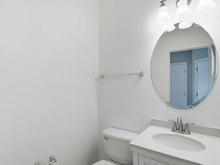 10815 W Avenida Del Rey — Photo 25