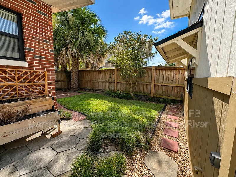 1 bed, 1.0 bath, $1,025 — Photo 3