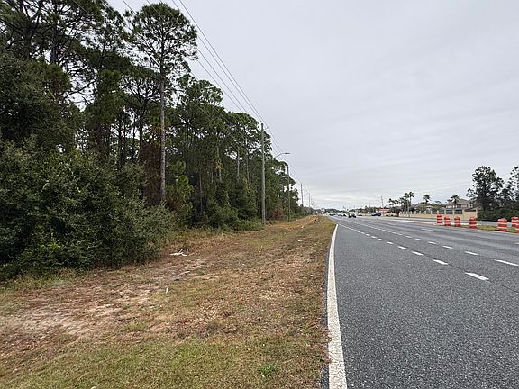 2nd image of 5836 Gulf Breeze Pkwy