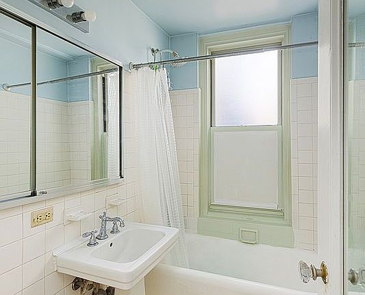 4th image of 325 W 45th St APT 519