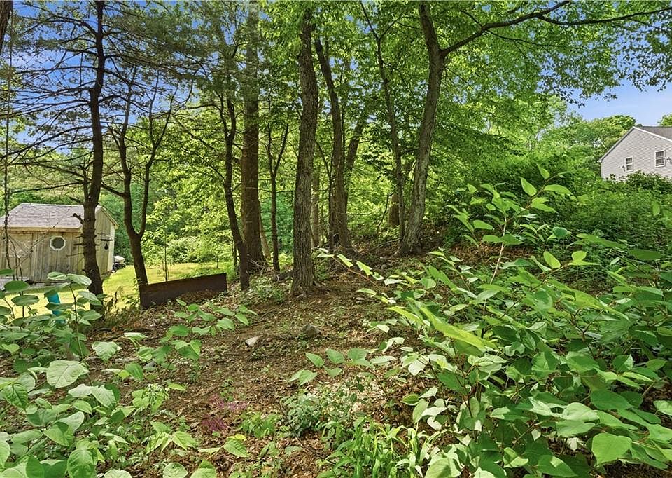 1st image of 38 Summit Rd