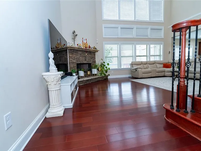 1125 Sonoma Chase — Photo 24