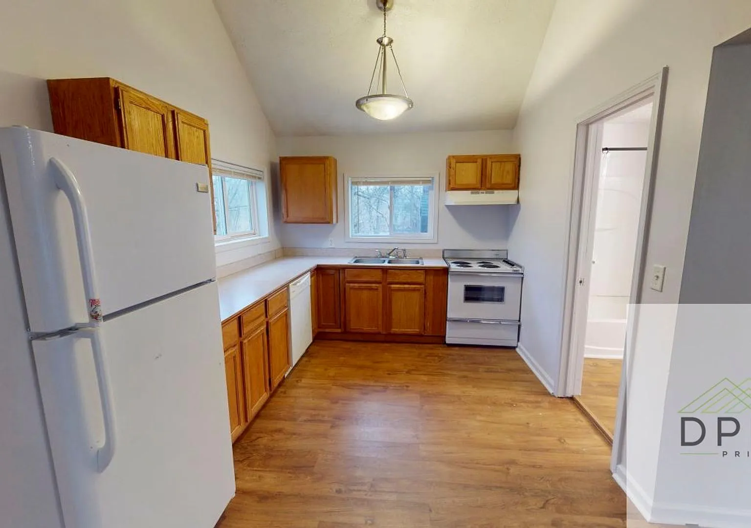 Welcome to 2814 Vermont St. Lansing, MI 48906!! — Photo 1