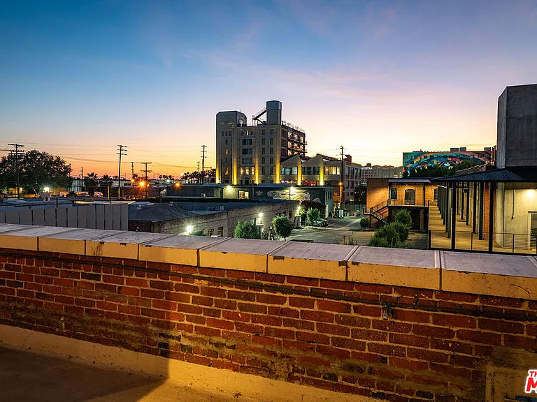 1850 Industrial St #106 — Photo 55