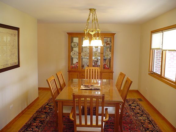 4th image of 17125 Dooneen Ave