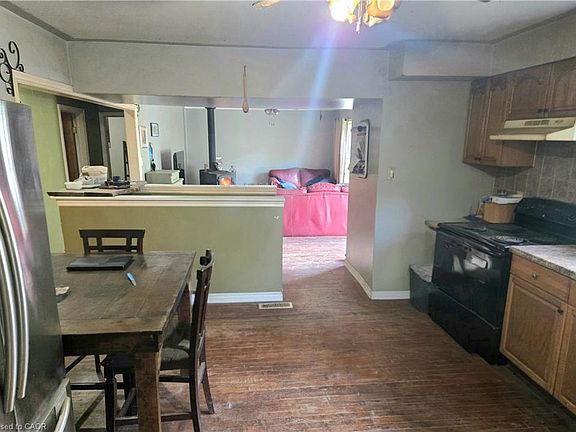 4th image of 946 Concession #5