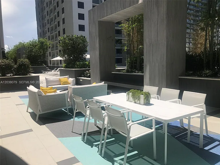 55 SW 9th St #1607 — Photo 2