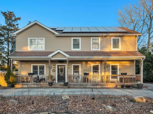 1221 Sycamore Avenue, Bohemia, NY 11716