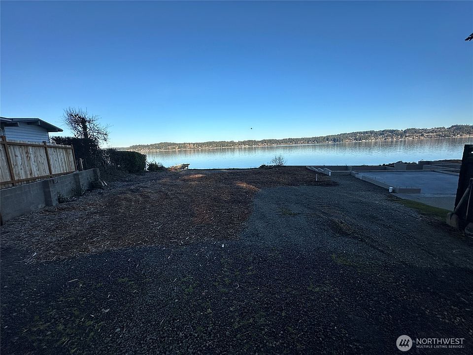 2nd image of 2837 Erlands Beach Loop NW