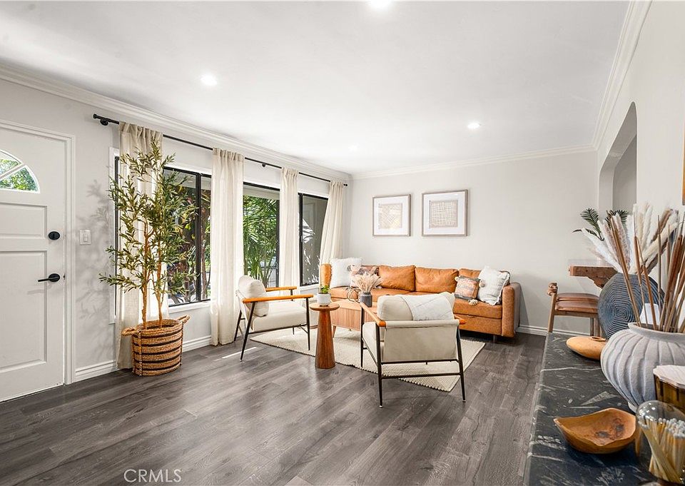 1st image of 5022 Lorelei Ave
