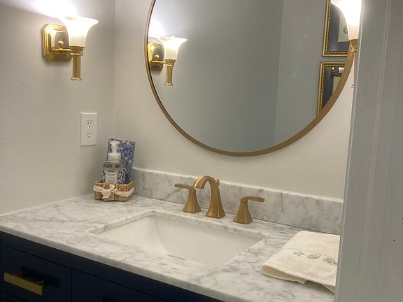 4th image of 500 Ocean Dr APT E2d