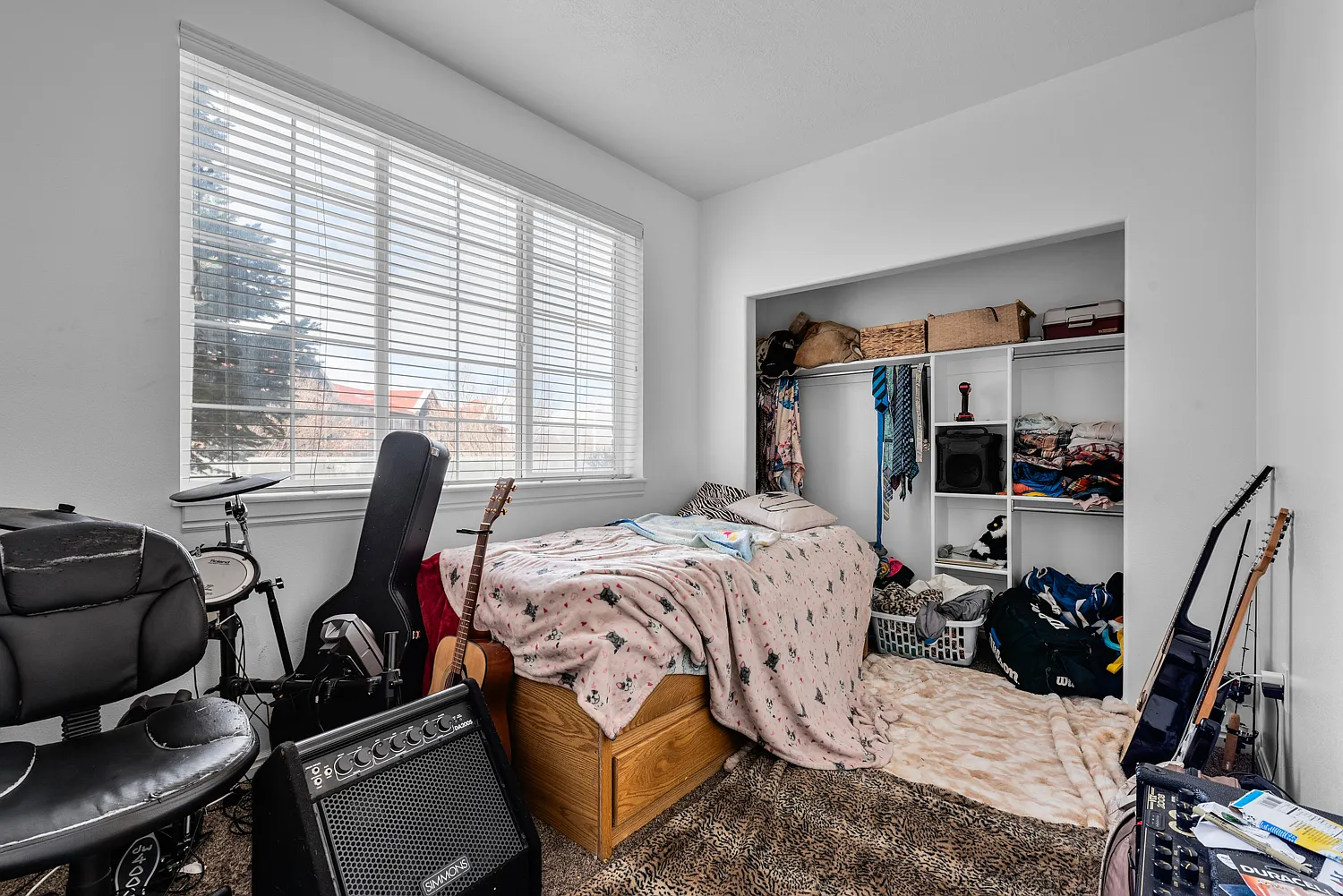 4 bed, $499 — Photo 2