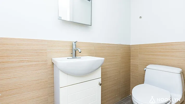 Rented by Nooklyn NYC LLC | media 41