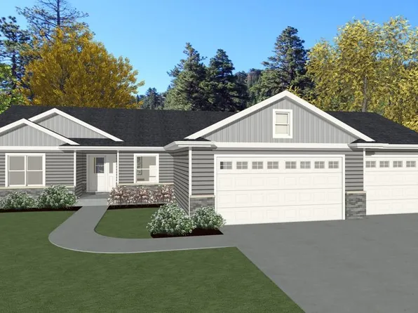 608 W 4th St, Shawano, WI 54166