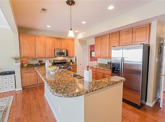 3rd image of 1508 Olde Sage Ct