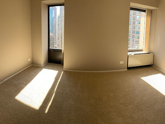4th image of 400 N Michigan Ave #4