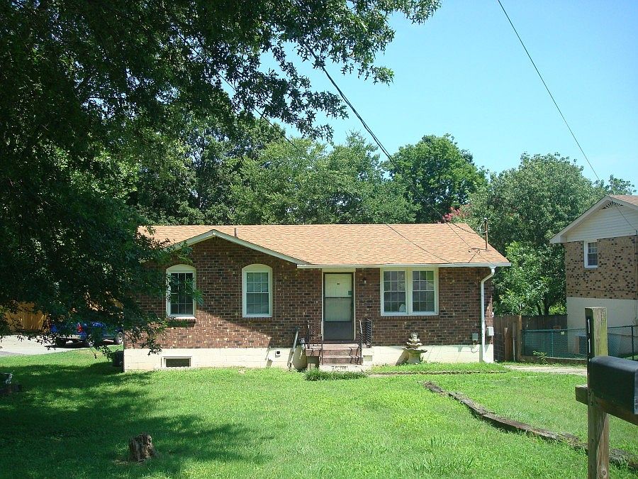1st image of 111 Woodridge Dr