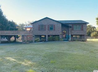 528 Merritt Rd, Maryville, TN 37804