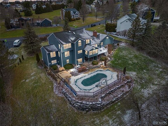 2nd image of 8312 Prestwick Dr