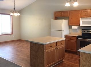 1605 Oriole Ave, Sartell, MN 56377