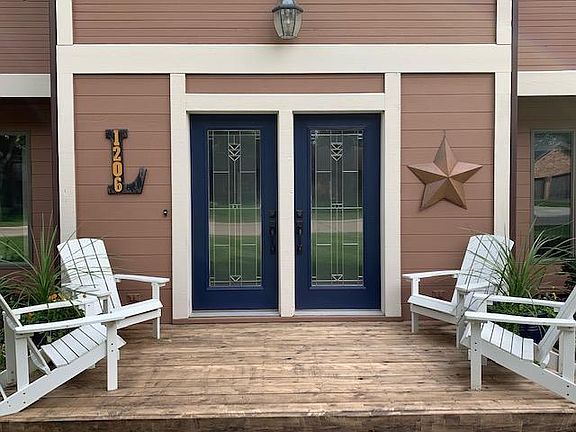 4th image of 1206 W 9th St