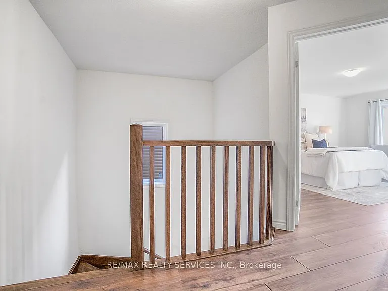 9 Copeman Ave — Photo 20