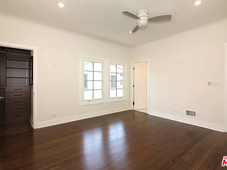 442 S Roxbury Dr #A — Photo 20