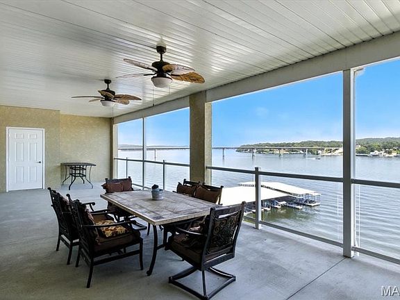 3rd image of 230 Plaza Gardens Ct Unit 5B