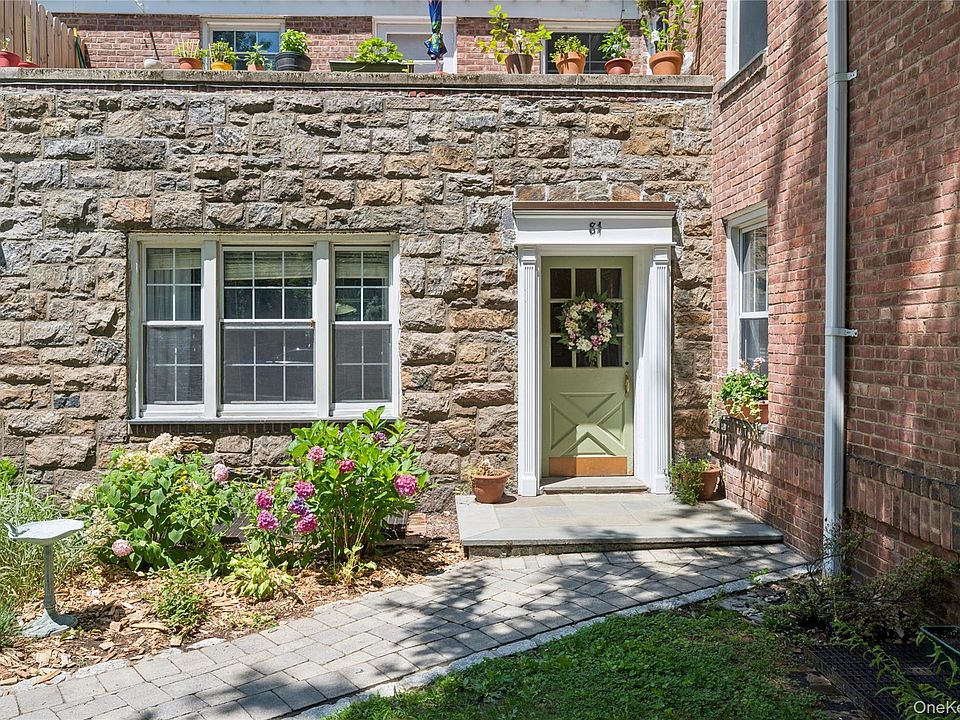 1st image of 84 Pinewood Road #1F