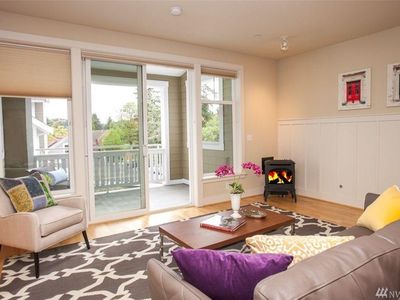 168 Hall Brothers Loop UNIT 202, Bainbridge Is, WA, 98110