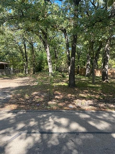 1st image of 124 Willowood Dr