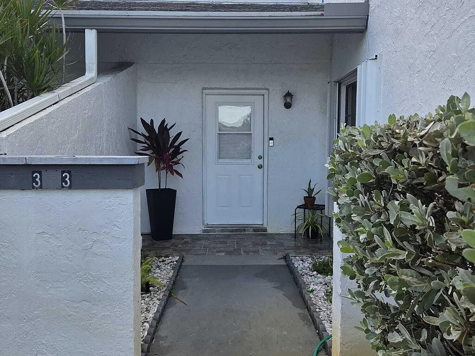 3703 Hertford Ct
