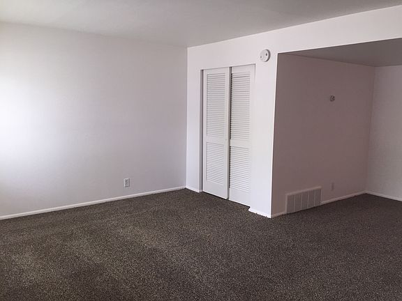 5th image of 426 E 3335 S APT 20