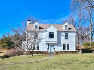 65 Hilltop Dr, Southport, CT 06890