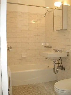 Rented by Tower Brokerage | media 31