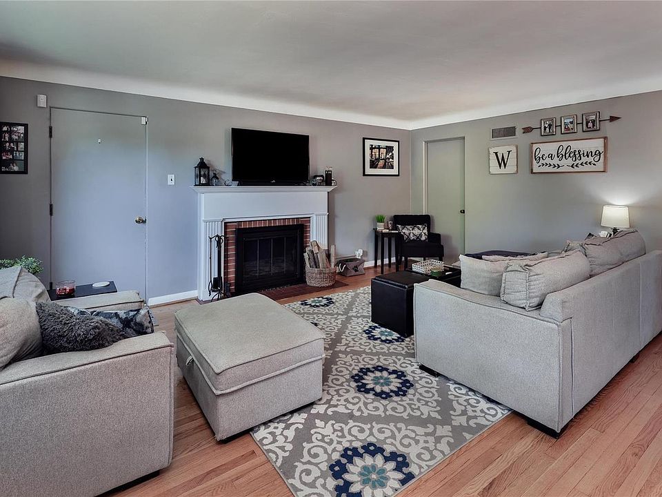 8016 Walinca Ter, Saint Louis, MO 63105 | Zillow