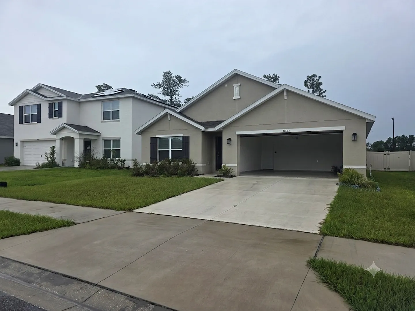 Gorgeous 4 bedroom 2 bathroom home — Photo 3