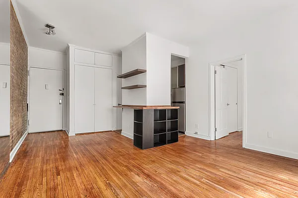 Sold by Compass | media 8