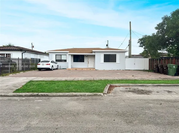 221 W 31st St, Hialeah, FL 33012