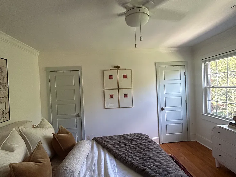 208 N Laurel Ave #2C — Photo 11
