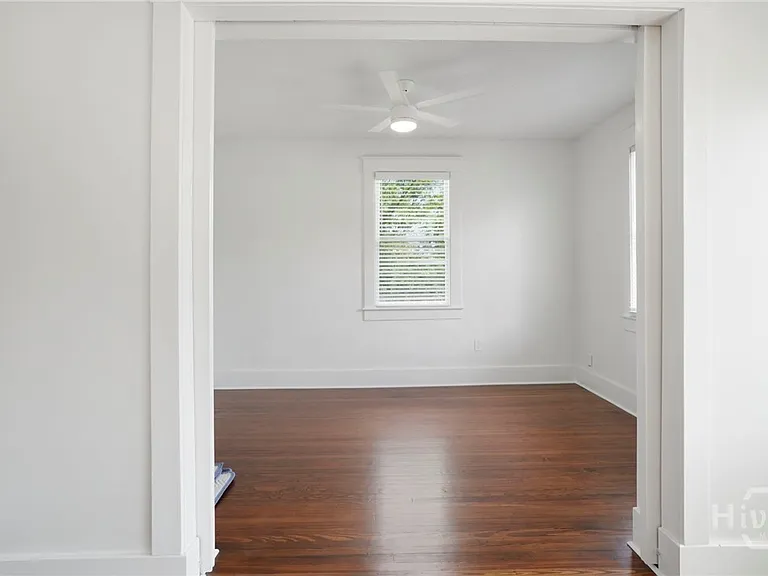 537 Maupas Ave #3 — Photo 16