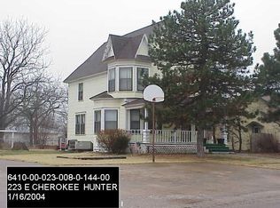 223 E Cherokee St, Hunter, OK 74640