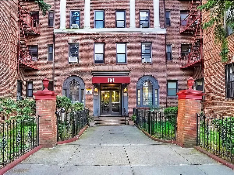 80 Avenue P #D14 — Photo 18