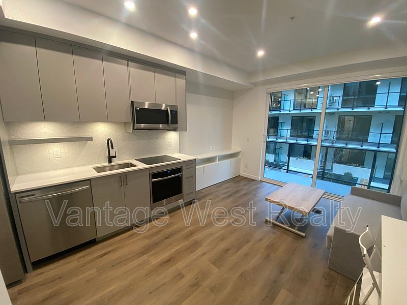 1st image of 1274 Devonshire Ave #342